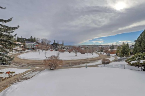 13 Hawthorne Crescent Nw, Calgary, AB - Outdoor With View