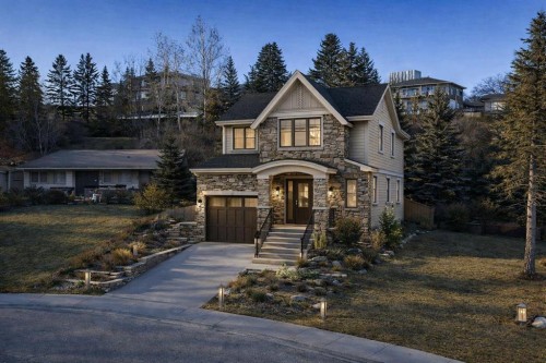 13 Hawthorne Crescent Nw, Calgary, AB - Outdoor With Facade