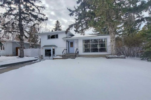 75 Wildwood Drive Sw, Calgary, AB - Outdoor