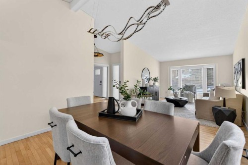 315 Woodhaven Place Sw, Calgary, AB - Indoor