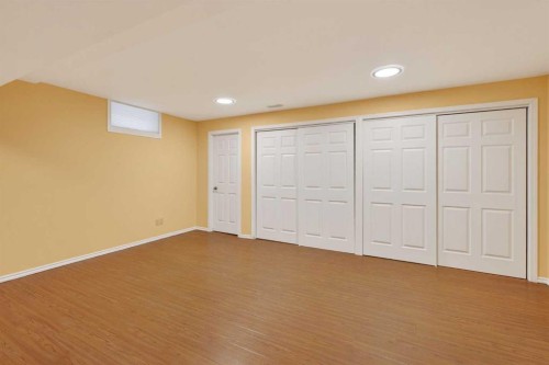 315 Woodhaven Place Sw, Calgary, AB - Indoor