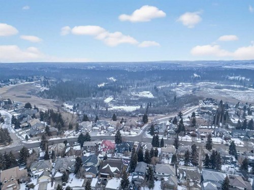 315 Woodhaven Place Sw, Calgary, AB - Outdoor With View