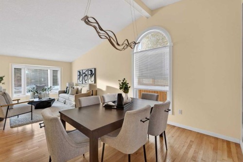 315 Woodhaven Place Sw, Calgary, AB - Indoor