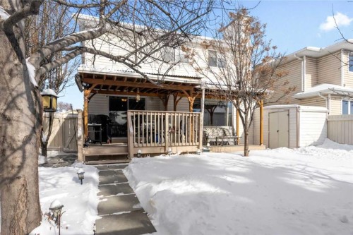 323 Mt Cornwall Circle Se, Calgary, AB - Outdoor