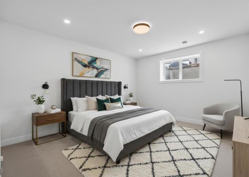32 Lakes Estates Circle, Strathmore, AB - Indoor Photo Showing Bedroom