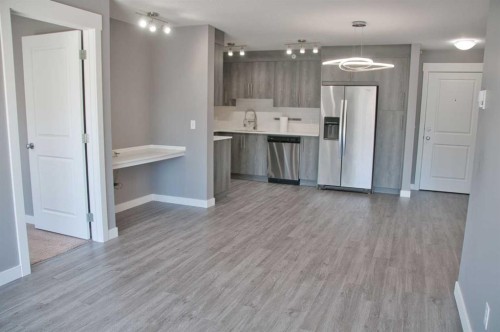 5407-302 Skyview Ranch Drive Ne, Calgary, AB - Indoor Photo Showing Kitchen