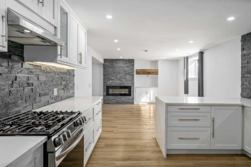 119 Silvercreek Close Nw, Calgary, AB - Indoor Photo Showing Kitchen With Upgraded Kitchen