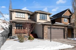 95 Discovery Ridge Boulevard SW Calgary, AB T3H 4Y2