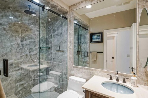 90 Silverado Ranch Way Sw, Calgary, AB - Indoor Photo Showing Bathroom