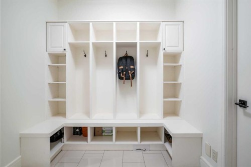 90 Silverado Ranch Way Sw, Calgary, AB - Indoor