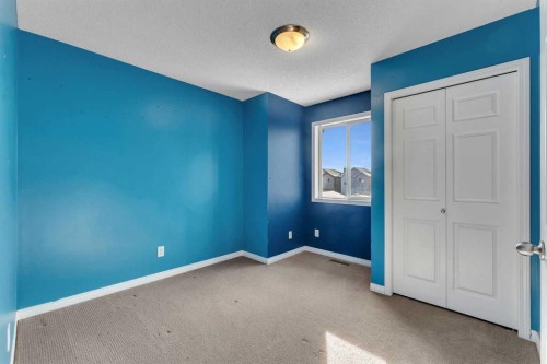 440 Prestwick Circle Se, Calgary, AB - Indoor Photo Showing Other Room