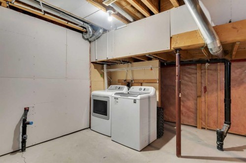 440 Prestwick Circle Se, Calgary, AB - Indoor Photo Showing Laundry Room
