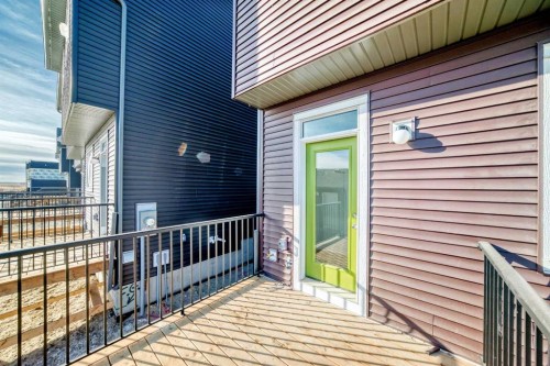 138 Lanark Gate Se, Airdrie, AB - Outdoor With Exterior