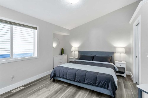 60 Auburn Glen Green Se, Calgary, AB - Indoor Photo Showing Bedroom