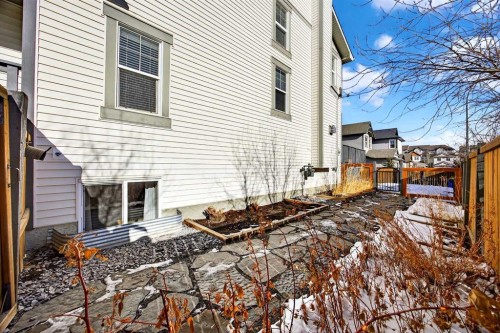 46 Heritage Landing, Cochrane, AB - Outdoor With Exterior