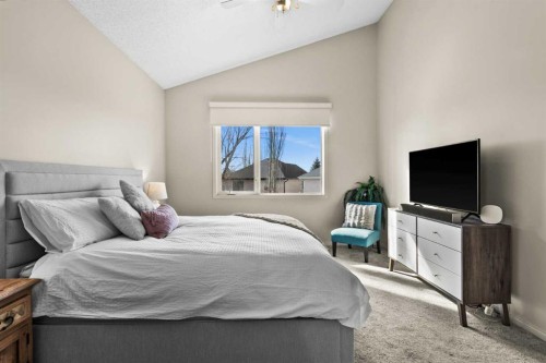 93 Cranwell Place Se, Calgary, AB - Indoor Photo Showing Bedroom