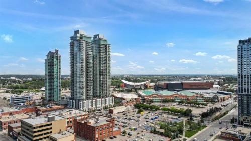 2702-1122 3 Street Se, Calgary, AB - Outdoor With View