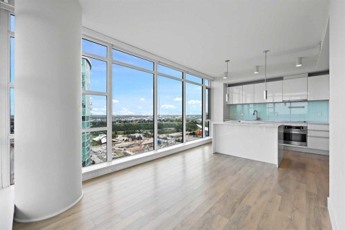 2702-1122 3 Street Se, Calgary, AB - Indoor Photo Showing Kitchen