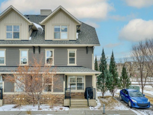 103-50 Belgian Lane  Cochrane, AB T4C 0Y5