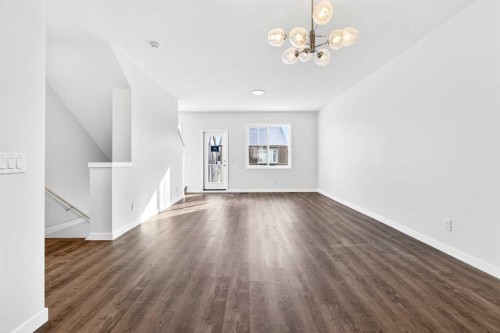 117-1750 Rangeview Drive Se, Calgary, AB - Indoor Photo Showing Other Room