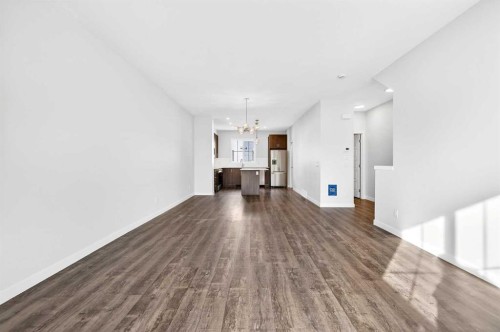 117-1750 Rangeview Drive Se, Calgary, AB - Indoor Photo Showing Other Room