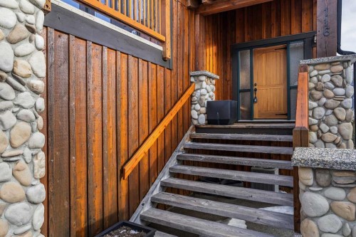 116-210 Hubman Landing, Canmore, AB - Indoor Photo Showing Other Room