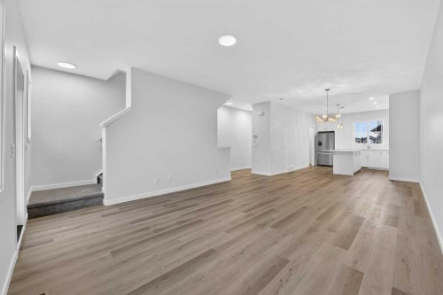 127-1750 Rangeview Drive Se, Calgary, AB - Indoor