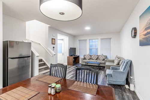 51 Corner Meadows Villas Ne, Calgary, AB - Indoor Photo Showing Dining Room