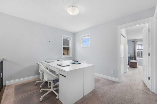 15 Sherwood Square Nw, Calgary, AB - Indoor Photo Showing Office