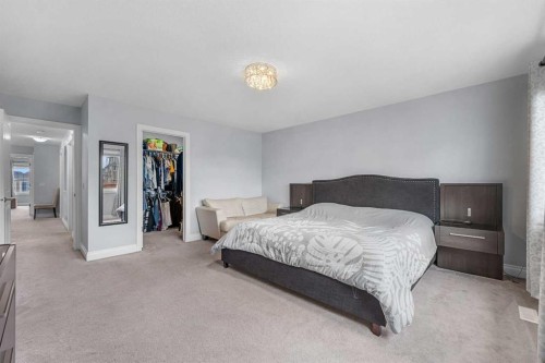 15 Sherwood Square Nw, Calgary, AB - Indoor Photo Showing Bedroom