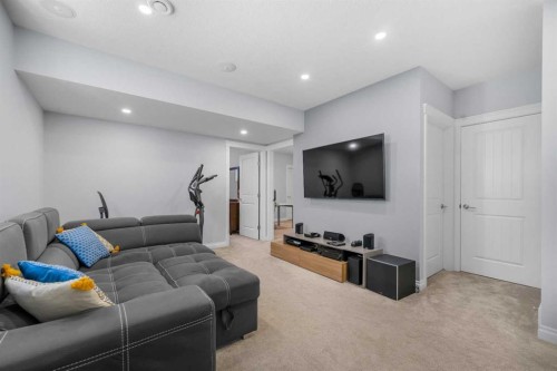 15 Sherwood Square Nw, Calgary, AB - Indoor