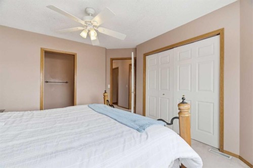 105 Douglas Ridge Circle Se, Calgary, AB - Indoor Photo Showing Bedroom