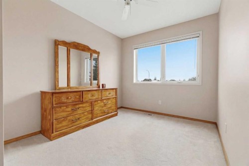 105 Douglas Ridge Circle Se, Calgary, AB - Indoor