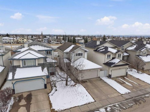 105 Douglas Ridge Circle Se, Calgary, AB - Outdoor With Facade