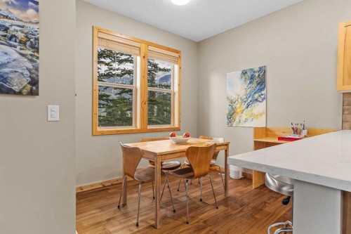 201-70 Dyrgas Gate, Canmore, AB - Indoor Photo Showing Dining Room