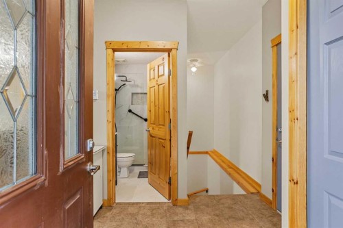 201-70 Dyrgas Gate, Canmore, AB - Indoor Photo Showing Other Room