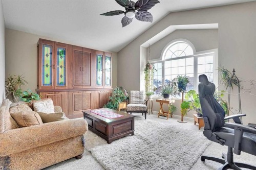 251 Lakeview Cove, Chestermere, AB - Indoor