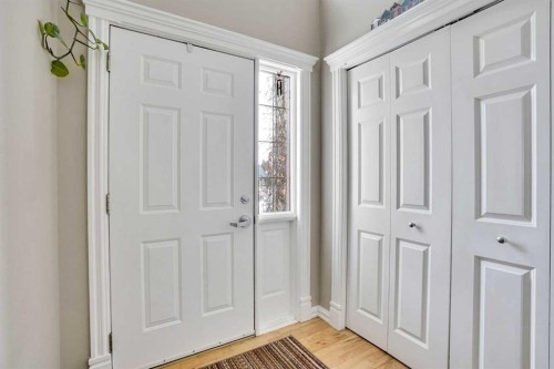 251 Lakeview Cove, Chestermere, AB - Indoor Photo Showing Other Room