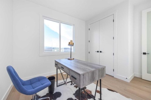 315 Waterford Road, Chestermere, AB - Indoor Photo Showing Other Room