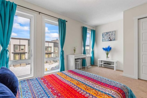505-338 Seton Circle Se, Calgary, AB - Indoor Photo Showing Bedroom