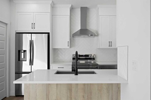 2226 Bayview Drive SW Airdrie, AB T4B 5N4