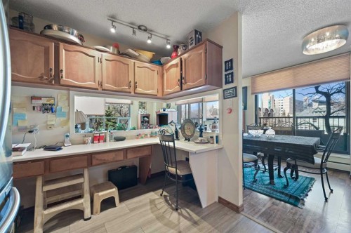 2A-133 25 Avenue Sw, Calgary, AB - Indoor