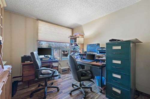 2A-133 25 Avenue Sw, Calgary, AB - Indoor Photo Showing Office