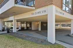 2A-133 25 Avenue SW Calgary, AB T2S 0K8