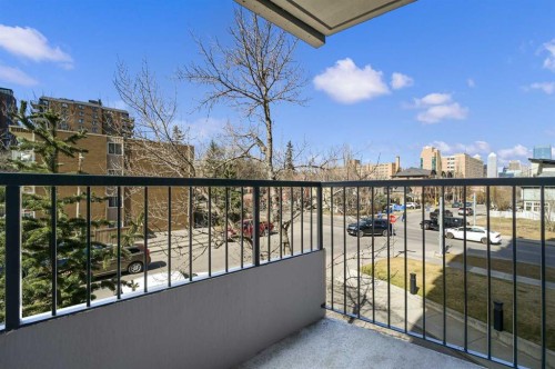 2A-133 25 Avenue Sw, Calgary, AB - Outdoor With Exterior