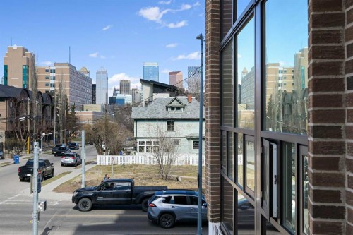 2A-133 25 Avenue Sw, Calgary, AB - Outdoor