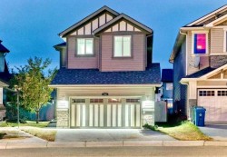 158 Valleyview Court SE Calgary, AB T2B 0K6