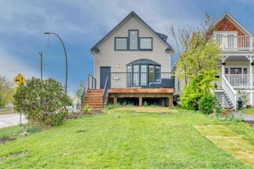 1940 Broadview Road Nw, Calgary, AB - Outdoor With Deck Patio Veranda