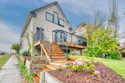1940 Broadview Road Nw, Calgary, AB - Outdoor With Deck Patio Veranda