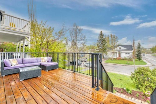 1940 Broadview Road Nw, Calgary, AB - Outdoor With Deck Patio Veranda